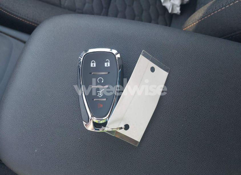 Photo 11 of 2019 Chevrolet Equinox LT (VIN 3GNAXKEV0KL294108)