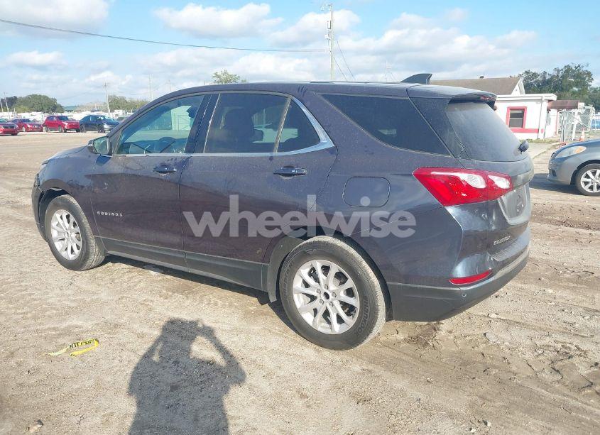 Photo 3 of 2019 Chevrolet Equinox LT (VIN 3GNAXKEV0KL294108)