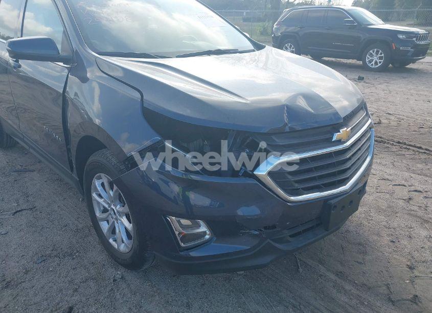 Photo 6 of 2019 Chevrolet Equinox LT (VIN 3GNAXKEV0KL294108)