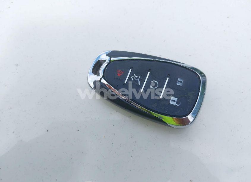 Photo 11 of 2019 Chevrolet Equinox LT (VIN 3GNAXKEV0KS528429)