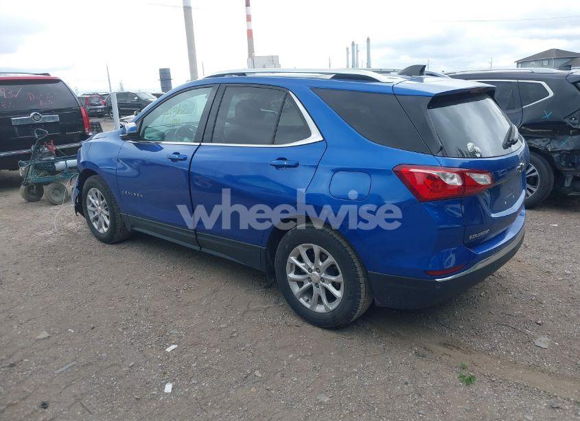 Photo 3 of 2019 Chevrolet Equinox LT (VIN 3GNAXKEV0KS528429)