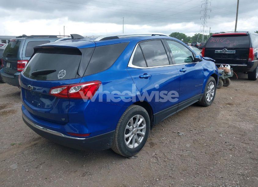 Photo 4 of 2019 Chevrolet Equinox LT (VIN 3GNAXKEV0KS528429)
