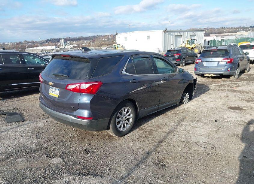 Photo 4 of 2019 Chevrolet Equinox LT (VIN 3GNAXKEV0KS538121)