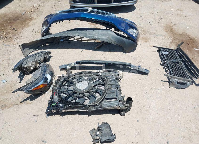 Photo 12 of 2020 Chevrolet Equinox FWD LT 1.5L TURBO (VIN 3GNAXKEV0LL325696)