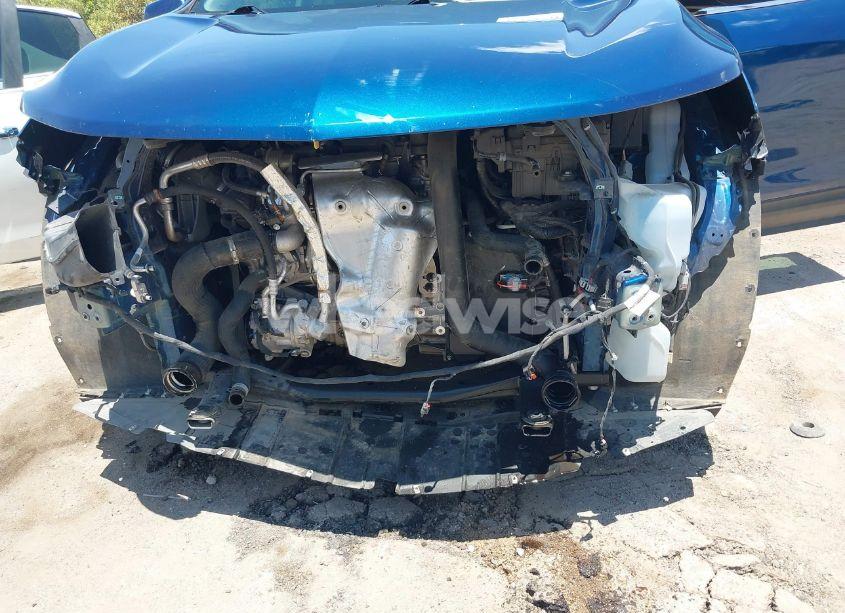 Photo 6 of 2020 Chevrolet Equinox FWD LT 1.5L TURBO (VIN 3GNAXKEV0LL325696)