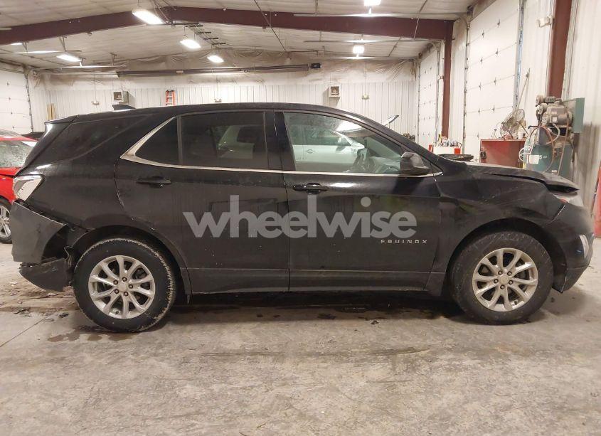 Photo 13 of 2020 Chevrolet Equinox FWD LT 1.5L TURBO (VIN 3GNAXKEV0LL345785)