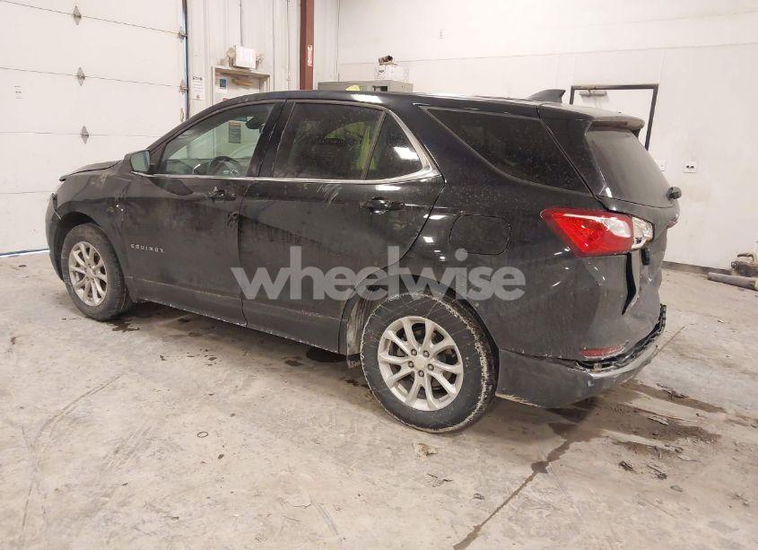 Photo 3 of 2020 Chevrolet Equinox FWD LT 1.5L TURBO (VIN 3GNAXKEV0LL345785)