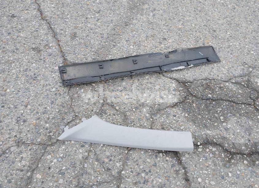 Photo 12 of 2020 Chevrolet Equinox FWD LT 1.5L TURBO (VIN 3GNAXKEV0LS602546)