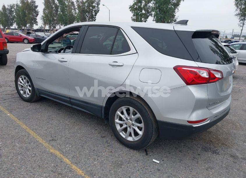 Photo 3 of 2020 Chevrolet Equinox FWD LT 1.5L TURBO (VIN 3GNAXKEV0LS602546)