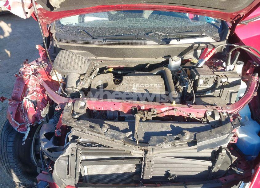 Photo 10 of 2020 Chevrolet Equinox FWD LT 1.5L TURBO (VIN 3GNAXKEV0LS668241)