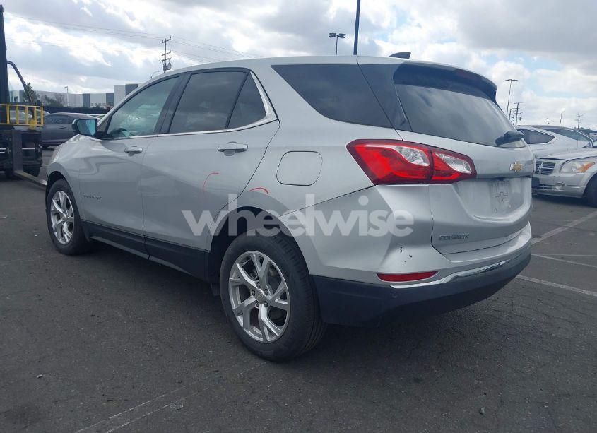 Photo 3 of 2020 Chevrolet Equinox FWD LT 1.5L TURBO (VIN 3GNAXKEV0LS710178)