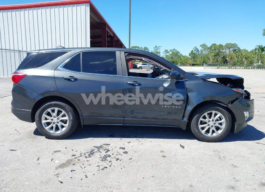 Photo 14 of 2021 Chevrolet Equinox FWD LT (VIN 3GNAXKEV0ML376326)
