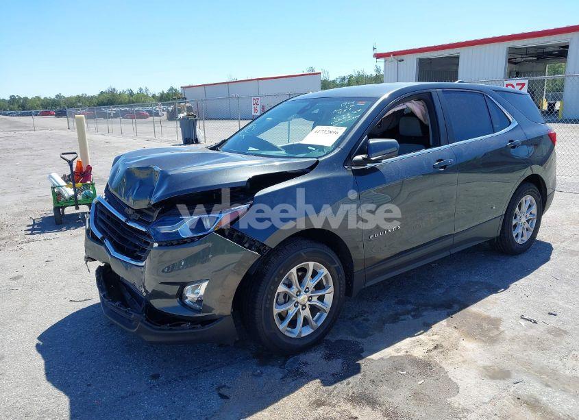 Photo 2 of 2021 Chevrolet Equinox FWD LT (VIN 3GNAXKEV0ML376326)