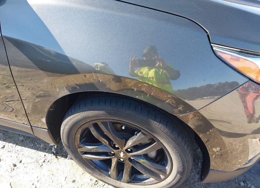 Photo 19 of 2021 Chevrolet Equinox FWD LT (VIN 3GNAXKEV0ML378982)