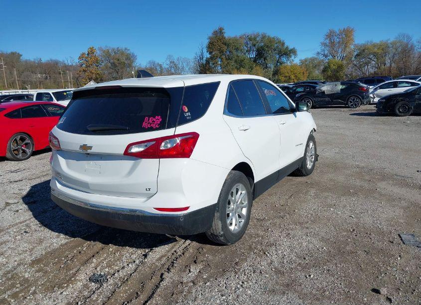 Photo 4 of 2021 Chevrolet Equinox FWD LT (VIN 3GNAXKEV0MS175046)