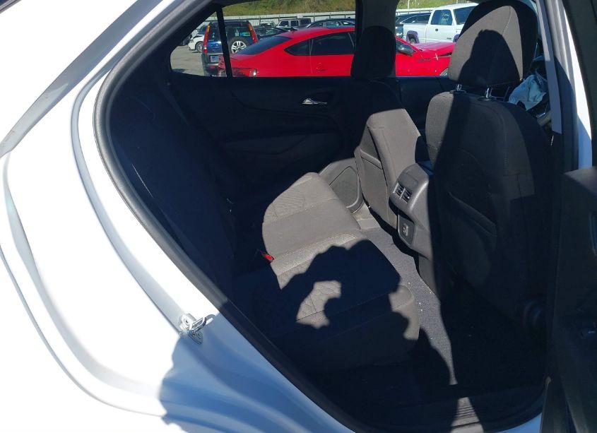 Photo 8 of 2021 Chevrolet Equinox FWD LT (VIN 3GNAXKEV0MS175046)