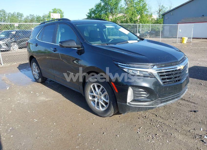 2022 Chevrolet Equinox FWD LT (VIN 3GNAXKEV0NL166990) main photo