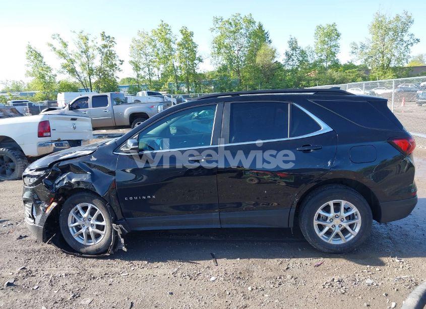 Photo 14 of 2022 Chevrolet Equinox FWD LT (VIN 3GNAXKEV0NL166990)