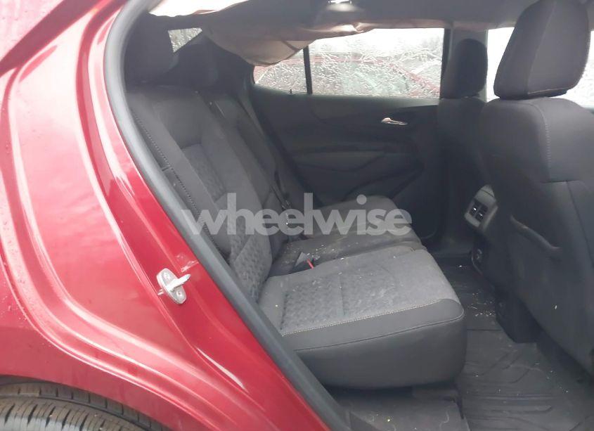 Photo 8 of 2022 Chevrolet Equinox FWD LT (VIN 3GNAXKEV0NL204833)