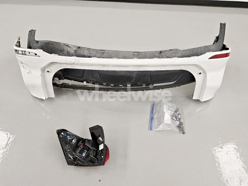 Photo 14 of 2022 CHEVROLET EQUINOX LT (VIN 3GNAXKEV0NL271951)