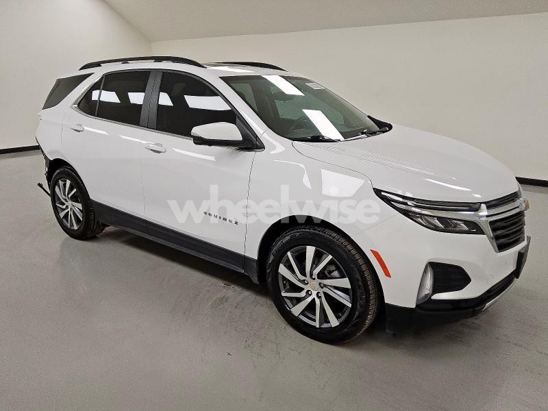 Photo 2 of 2022 CHEVROLET EQUINOX LT (VIN 3GNAXKEV0NL271951)