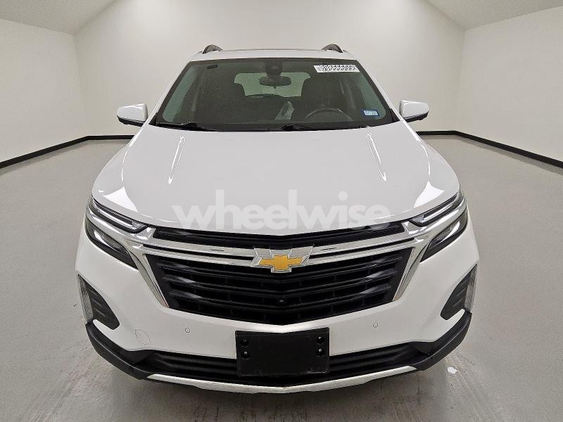 Photo 3 of 2022 CHEVROLET EQUINOX LT (VIN 3GNAXKEV0NL271951)