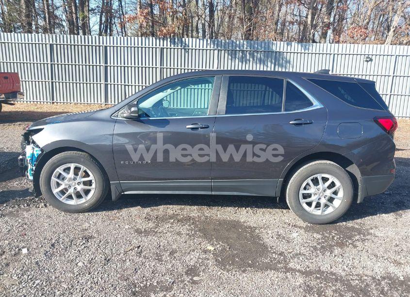 Photo 14 of 2022 Chevrolet Equinox FWD LT (VIN 3GNAXKEV0NS177414)