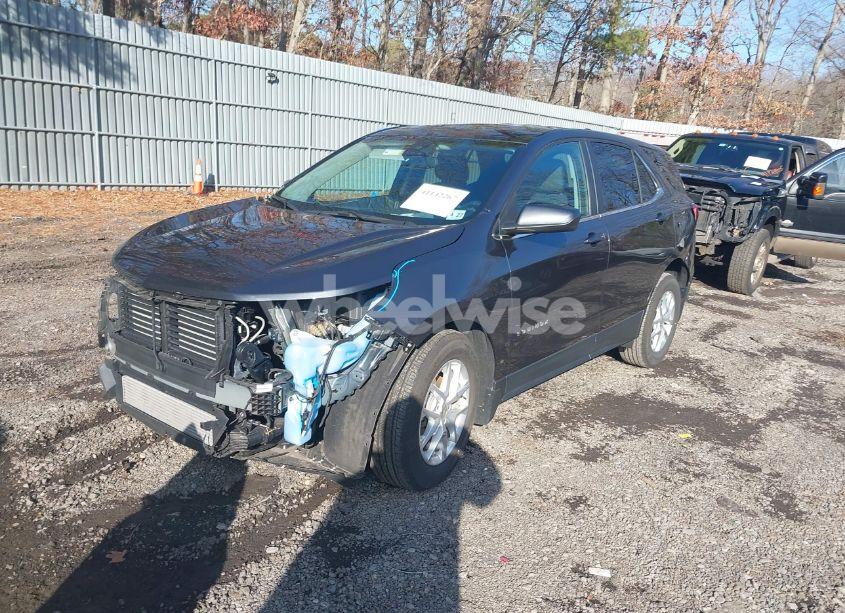 Photo 2 of 2022 Chevrolet Equinox FWD LT (VIN 3GNAXKEV0NS177414)