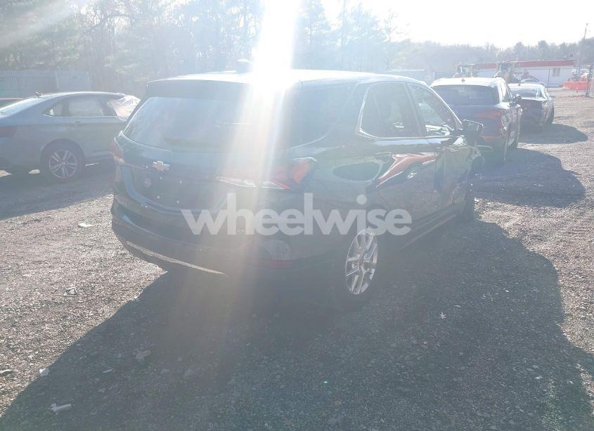 Photo 4 of 2022 Chevrolet Equinox FWD LT (VIN 3GNAXKEV0NS177414)
