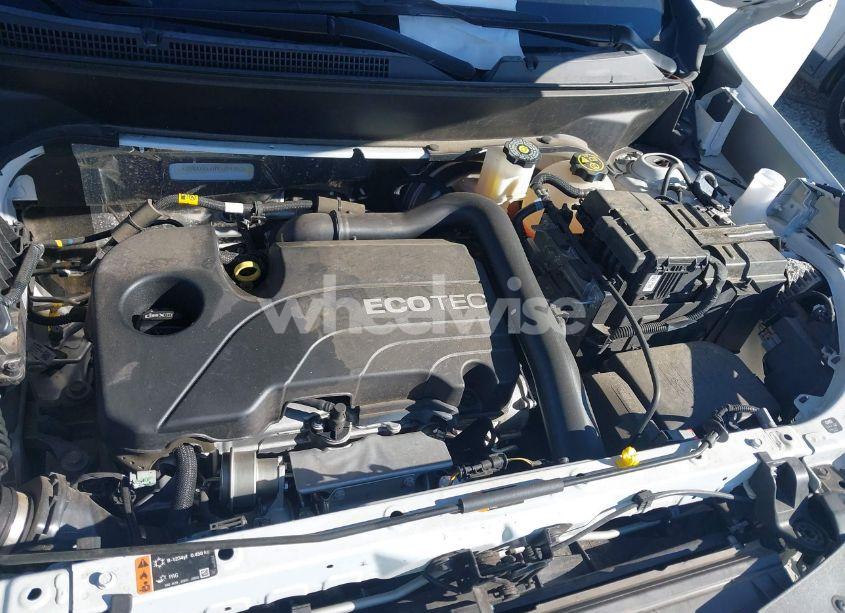 Photo 10 of 2022 Chevrolet Equinox FWD LT (VIN 3GNAXKEV0NS204952)