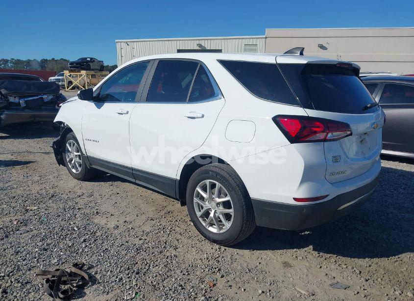 Photo 3 of 2022 Chevrolet Equinox FWD LT (VIN 3GNAXKEV0NS204952)