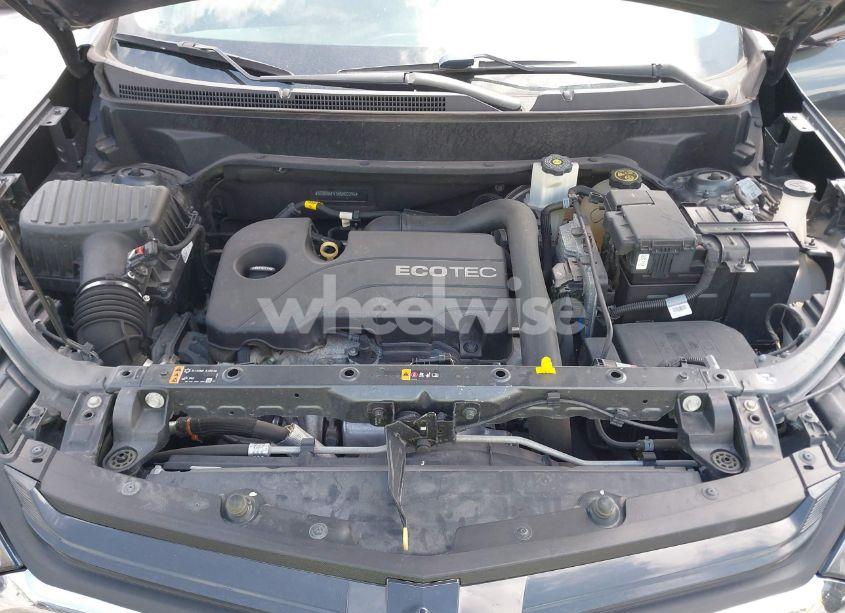 Photo 10 of 2019 Chevrolet Equinox LT (VIN 3GNAXKEV1KS507296)