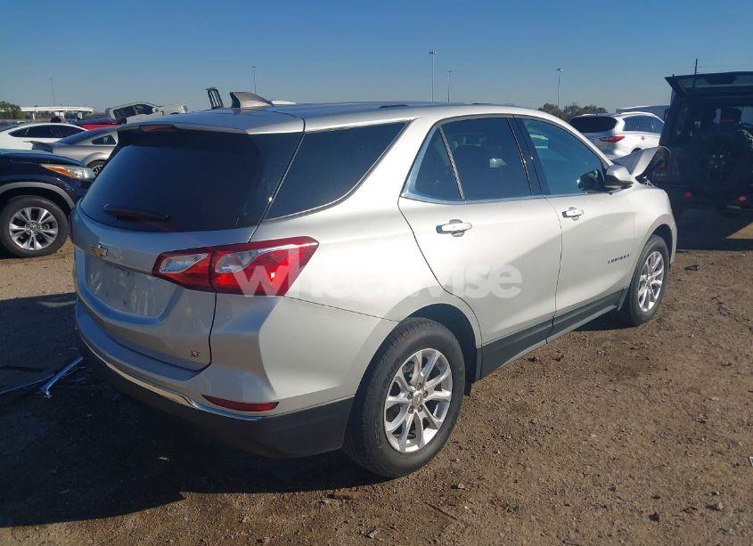 Photo 4 of 2019 Chevrolet Equinox LT (VIN 3GNAXKEV1KS513339)