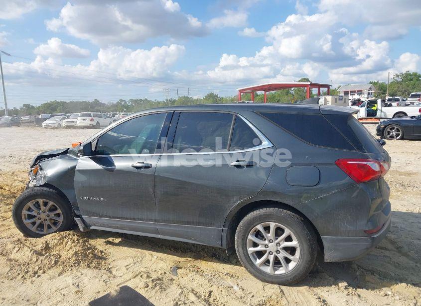 Photo 14 of 2020 Chevrolet Equinox FWD LT 1.5L TURBO (VIN 3GNAXKEV1LL206071)