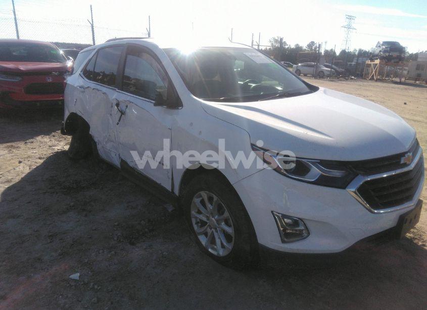 2021 Chevrolet Equinox FWD LT (VIN 3GNAXKEV1MS129273) main photo