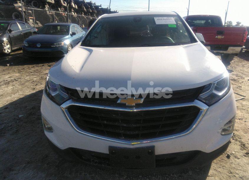Photo 11 of 2021 Chevrolet Equinox FWD LT (VIN 3GNAXKEV1MS129273)