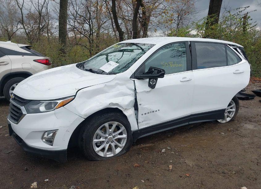 Photo 6 of 2021 Chevrolet Equinox FWD LT (VIN 3GNAXKEV1MS144047)