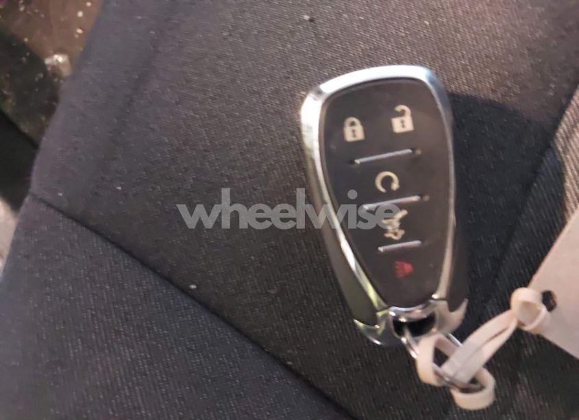 Photo 11 of 2021 Chevrolet Equinox FWD LT (VIN 3GNAXKEV1MS150320)