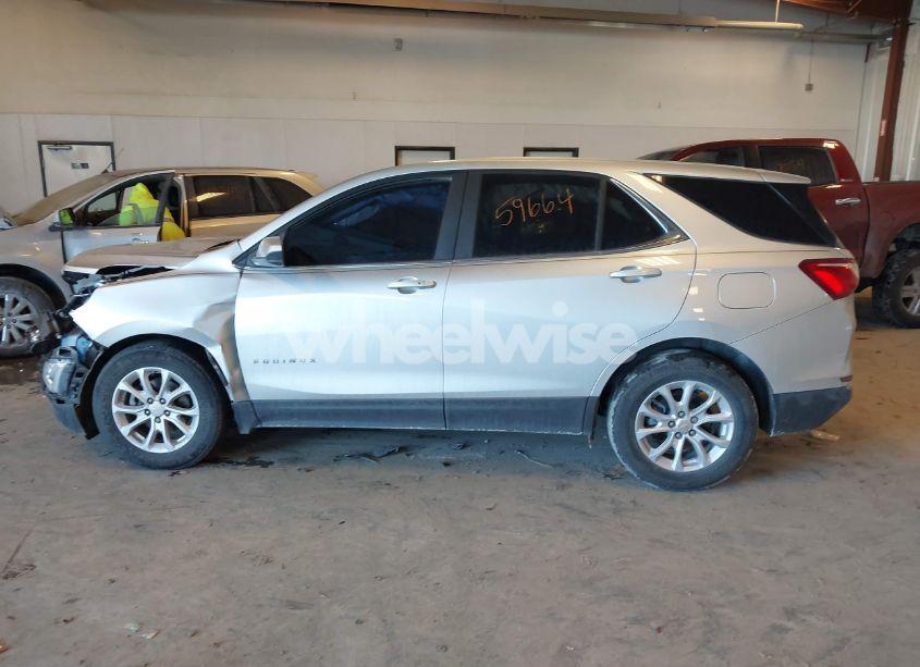 Photo 14 of 2021 Chevrolet Equinox FWD LT (VIN 3GNAXKEV1MS150320)