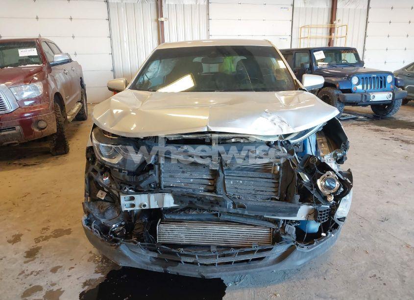 Photo 6 of 2021 Chevrolet Equinox FWD LT (VIN 3GNAXKEV1MS150320)