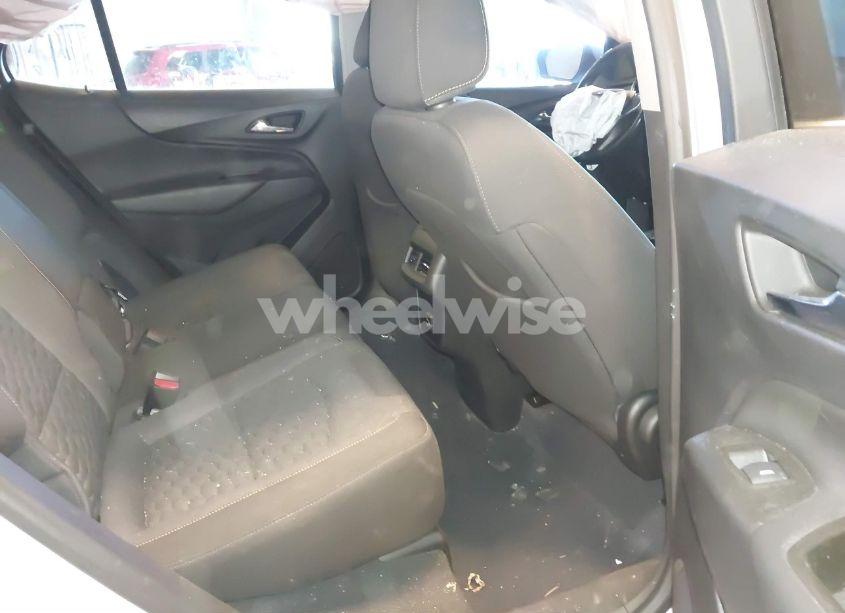 Photo 8 of 2021 Chevrolet Equinox FWD LT (VIN 3GNAXKEV1MS150320)