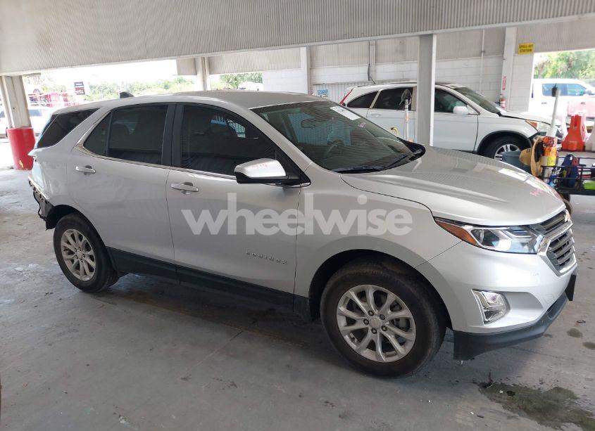 Photo 14 of 2021 Chevrolet Equinox FWD LT (VIN 3GNAXKEV1MS158210)