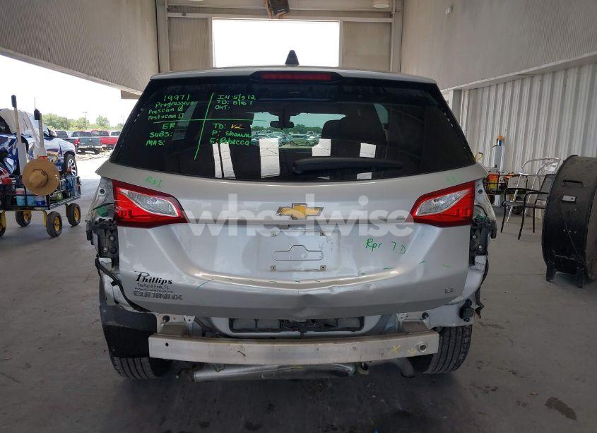 Photo 17 of 2021 Chevrolet Equinox FWD LT (VIN 3GNAXKEV1MS158210)