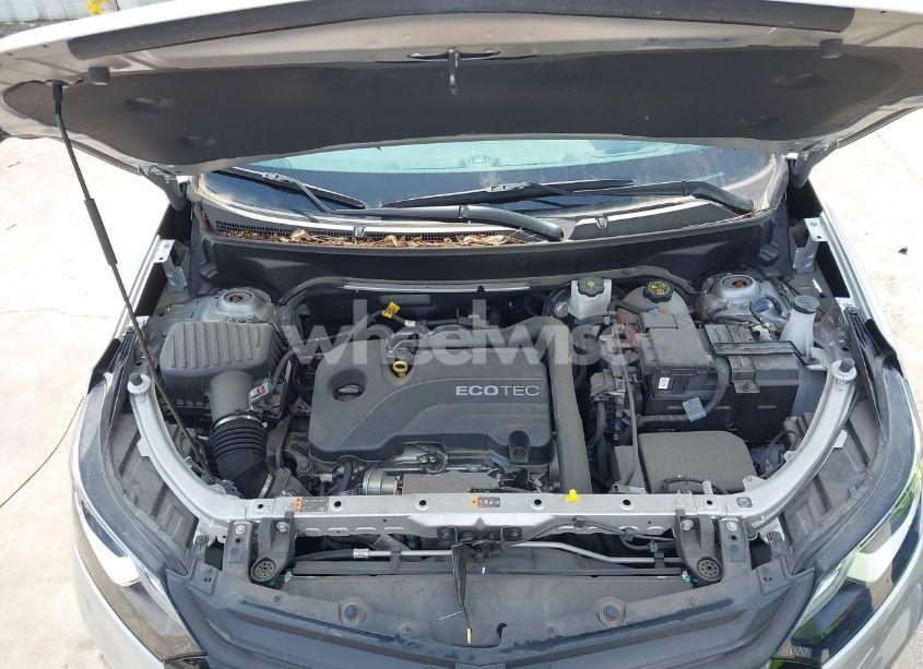 Photo 10 of 2021 Chevrolet Equinox FWD LT (VIN 3GNAXKEV1MS181857)