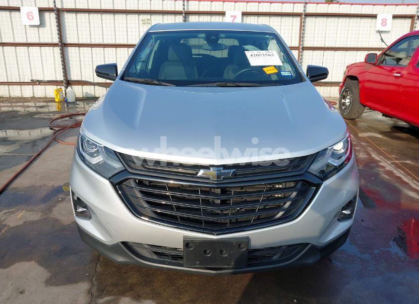 Photo 13 of 2021 Chevrolet Equinox FWD LT (VIN 3GNAXKEV1MS181857)