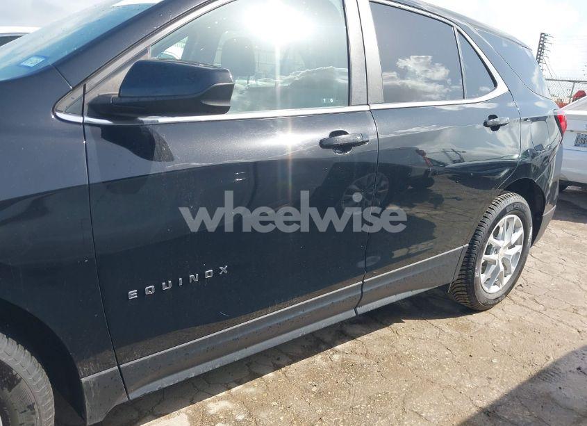 Photo 14 of 2022 Chevrolet Equinox FWD LT (VIN 3GNAXKEV1NL123095)