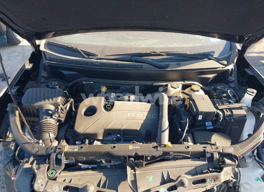 Photo 10 of 2022 Chevrolet Equinox FWD LT (VIN 3GNAXKEV1NL127986)