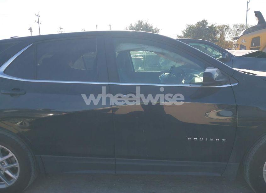 Photo 14 of 2022 Chevrolet Equinox FWD LT (VIN 3GNAXKEV1NL127986)