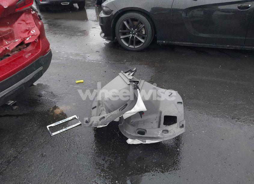 Photo 12 of 2022 Chevrolet Equinox FWD LT (VIN 3GNAXKEV1NL183605)