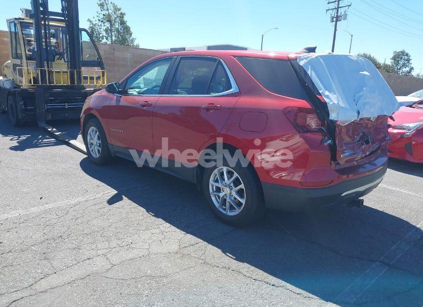 Photo 3 of 2022 Chevrolet Equinox FWD LT (VIN 3GNAXKEV1NL183605)